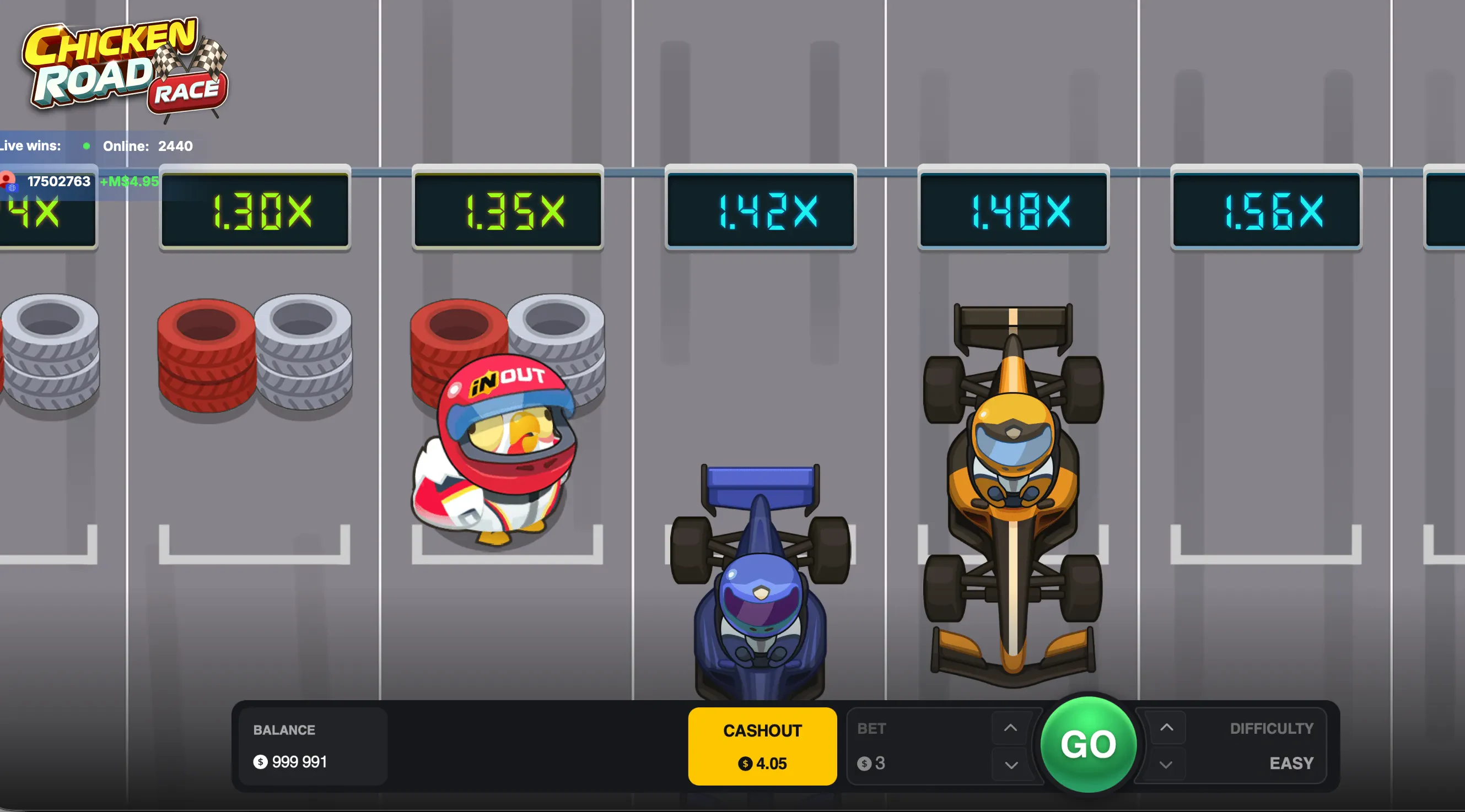 Chicken Road Race gameplay screenshot